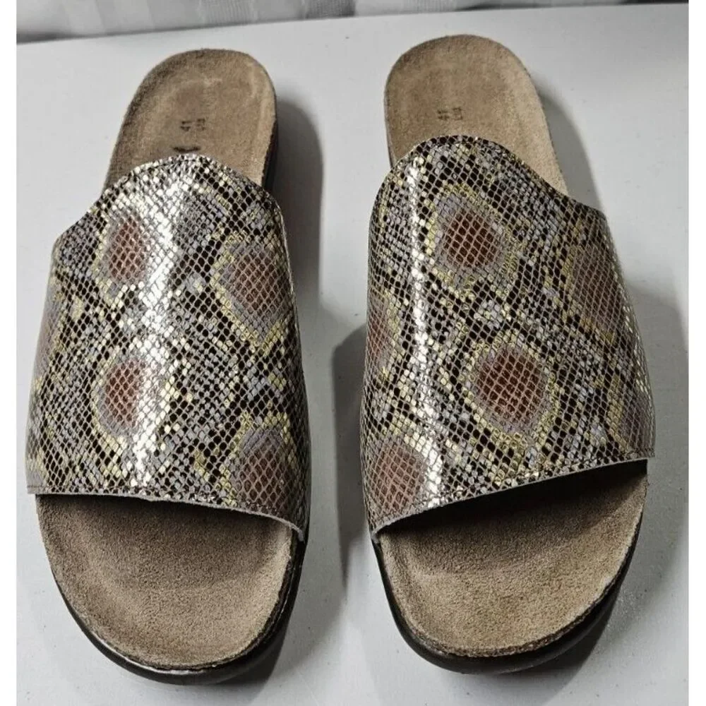NAOT ‎ Women's Skylar Slide Sandal Golden Python Leather 41/L10